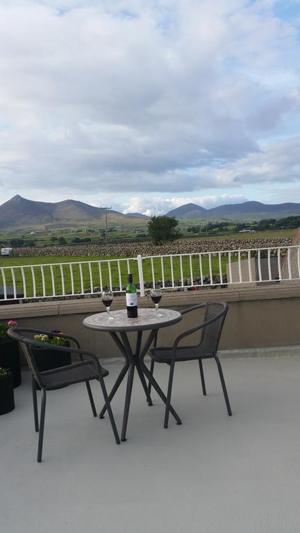 Samona Bed & Breakfast Kilkeel Exterior photo